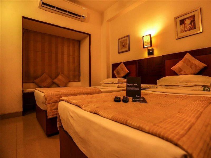 Oyo Townhouse 026 T Nagar Hotel Chennai Exterior photo