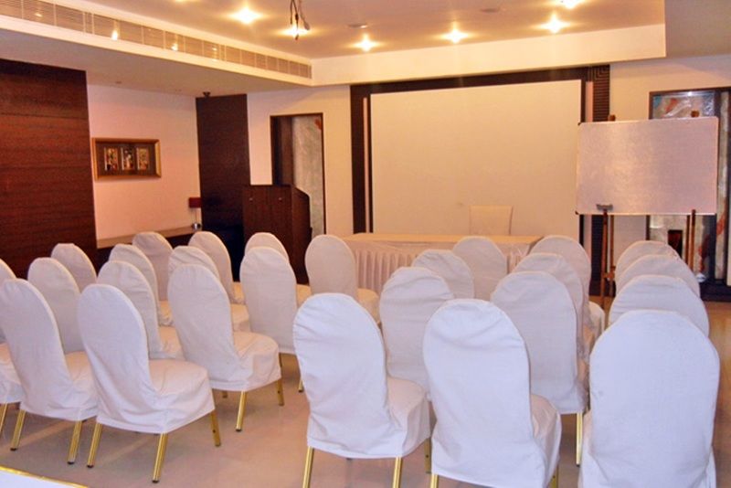 Oyo Townhouse 026 T Nagar Hotel Chennai Exterior photo