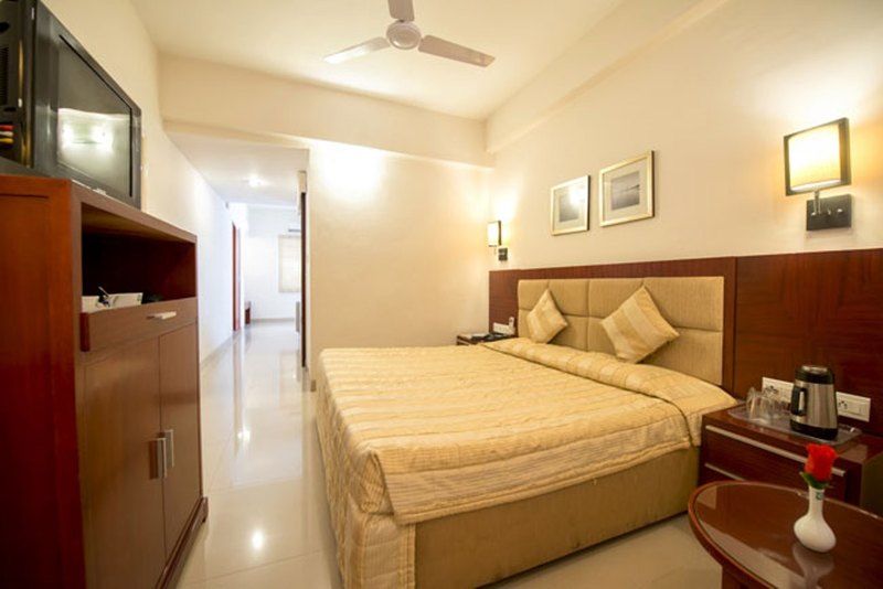 Oyo Townhouse 026 T Nagar Hotel Chennai Exterior photo