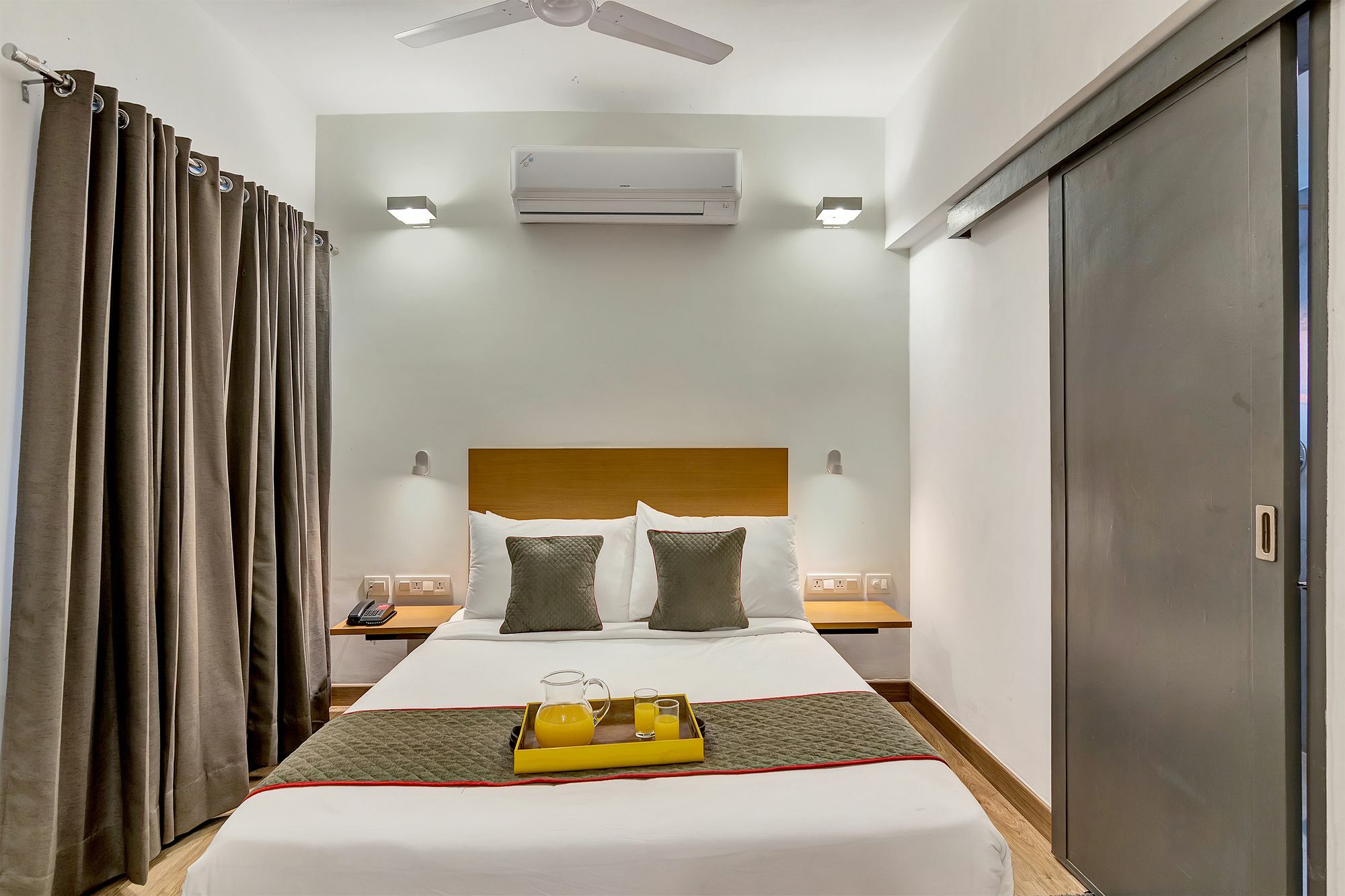 Oyo Townhouse 026 T Nagar Hotel Chennai Exterior photo
