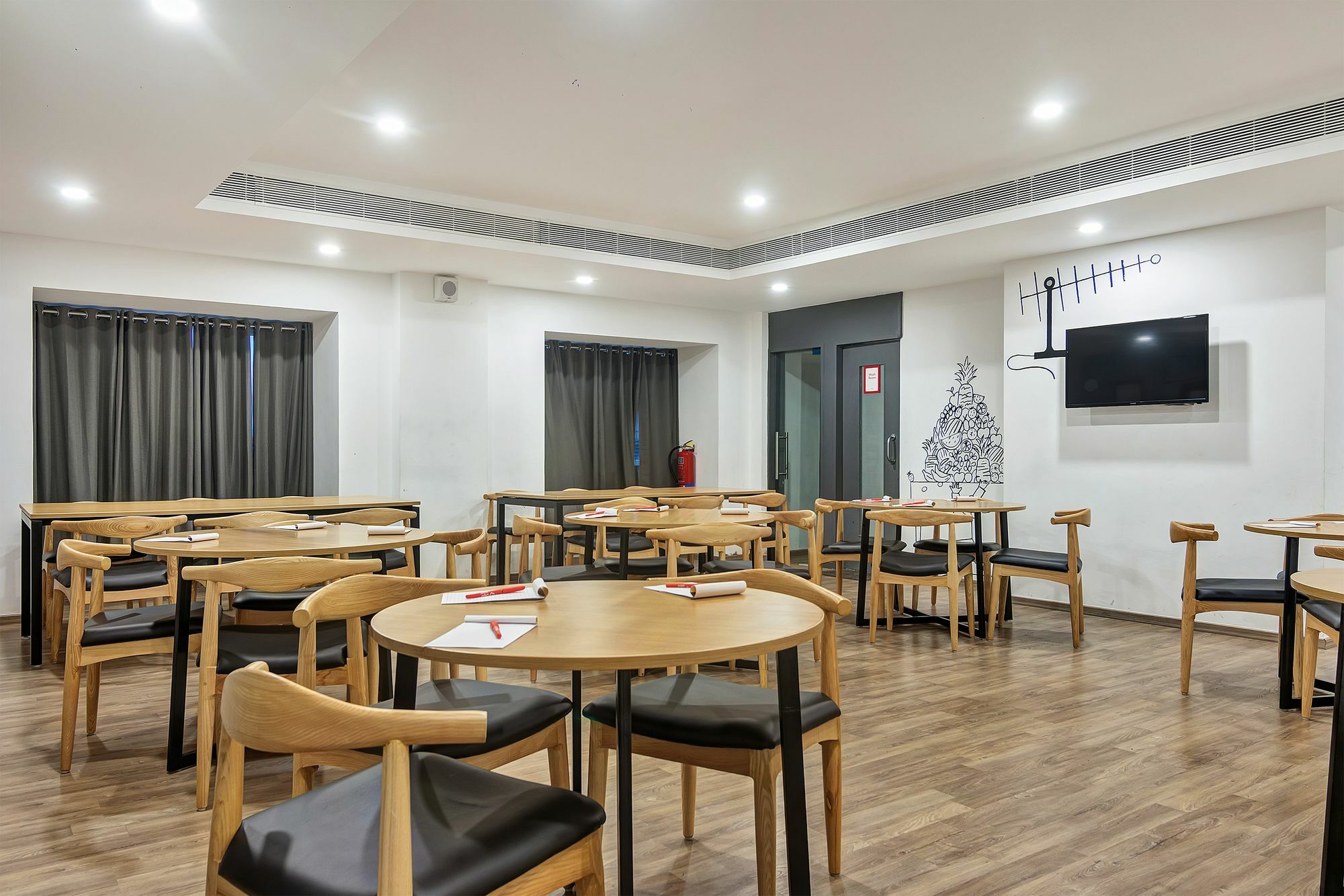 Oyo Townhouse 026 T Nagar Hotel Chennai Exterior photo
